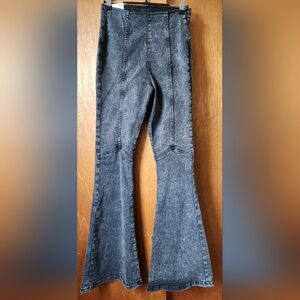 Forever 21 fit and flare stretch jeans